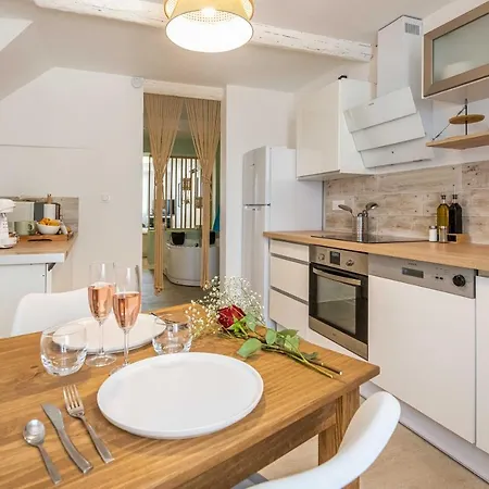 Apartment Le Lovely Narbonnais - Balneo & Sauna Narbonne